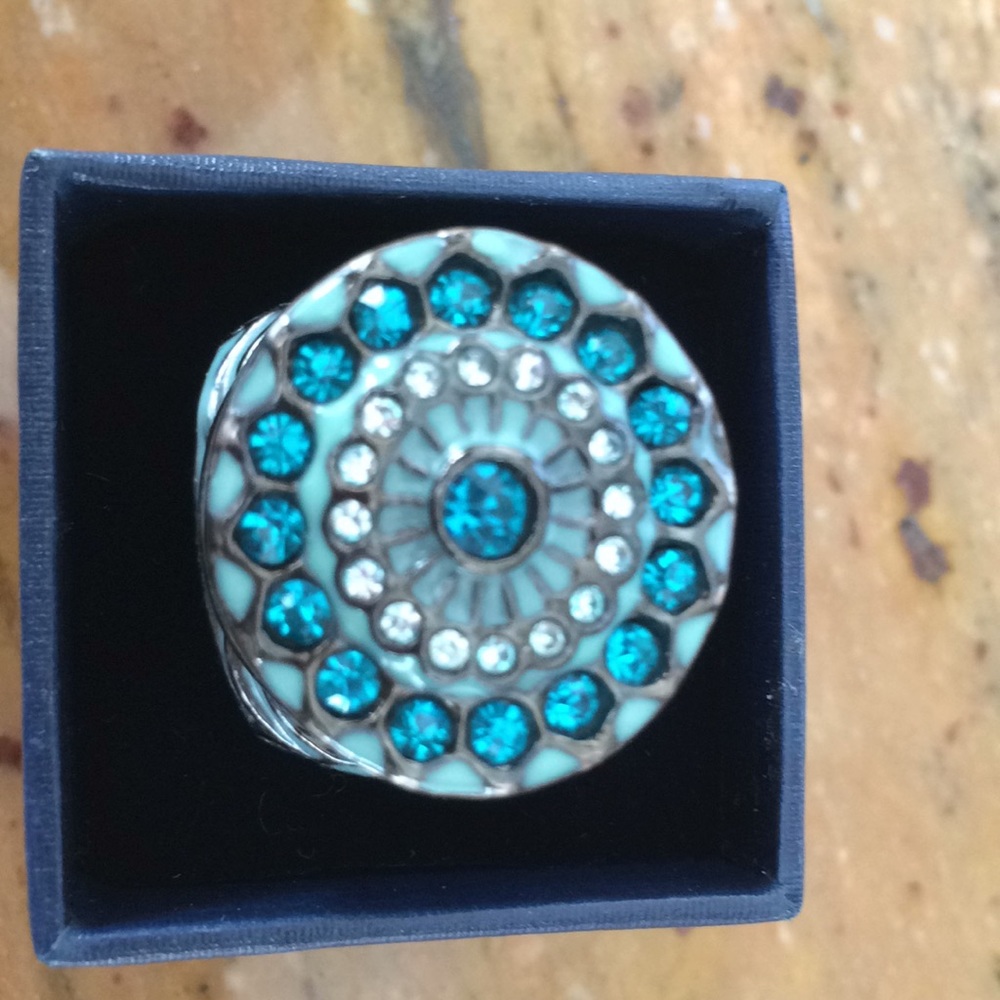 Sparkling enamel statement ring